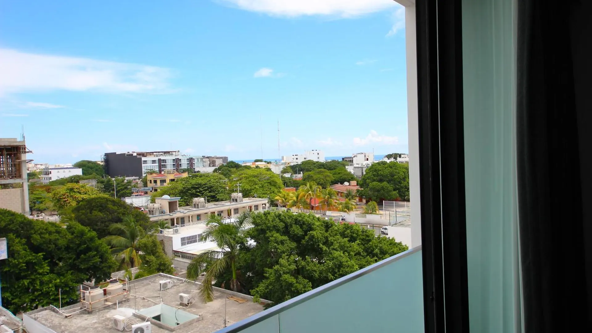 Apartment Near The Beach, Rooftop, Pool, Sea View. Playa del Carmen México